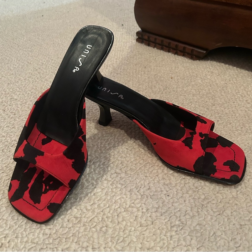 Unisa Sandals